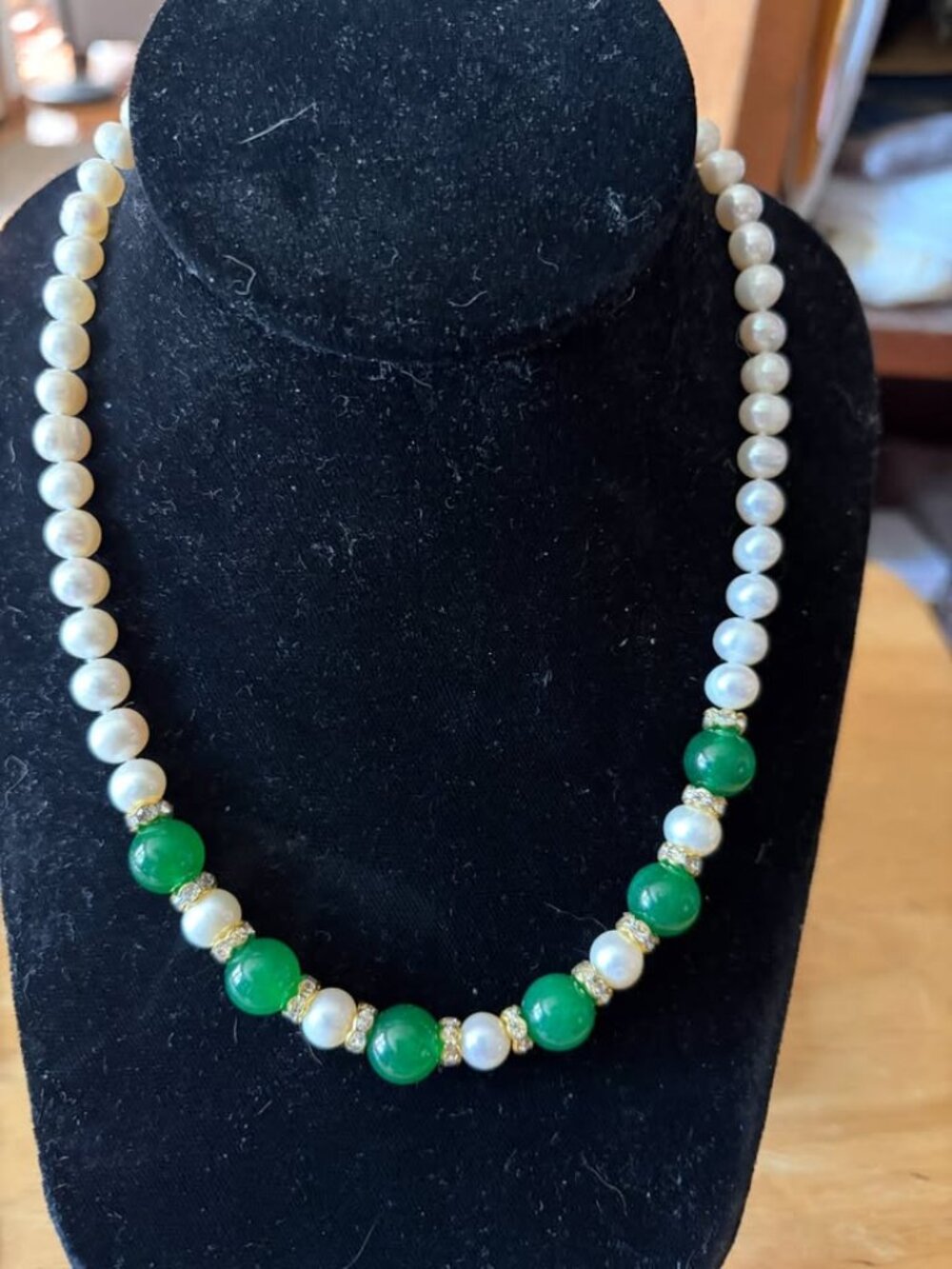 Pearl Necklace with Green Beads